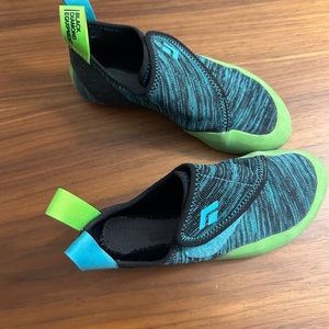 Kids Momentum Black Diamond climbing shoe